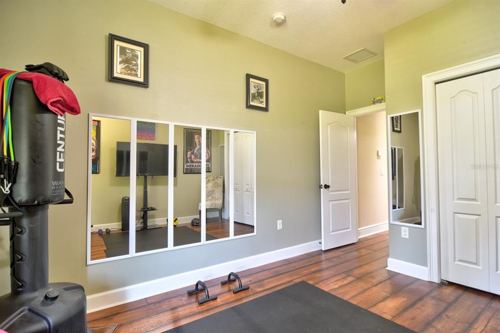 En Venta: $525,000 (4 camas, 3 baños, 2756 Pies cuadrados)