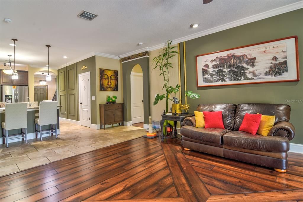 En Venta: $525,000 (4 camas, 3 baños, 2756 Pies cuadrados)