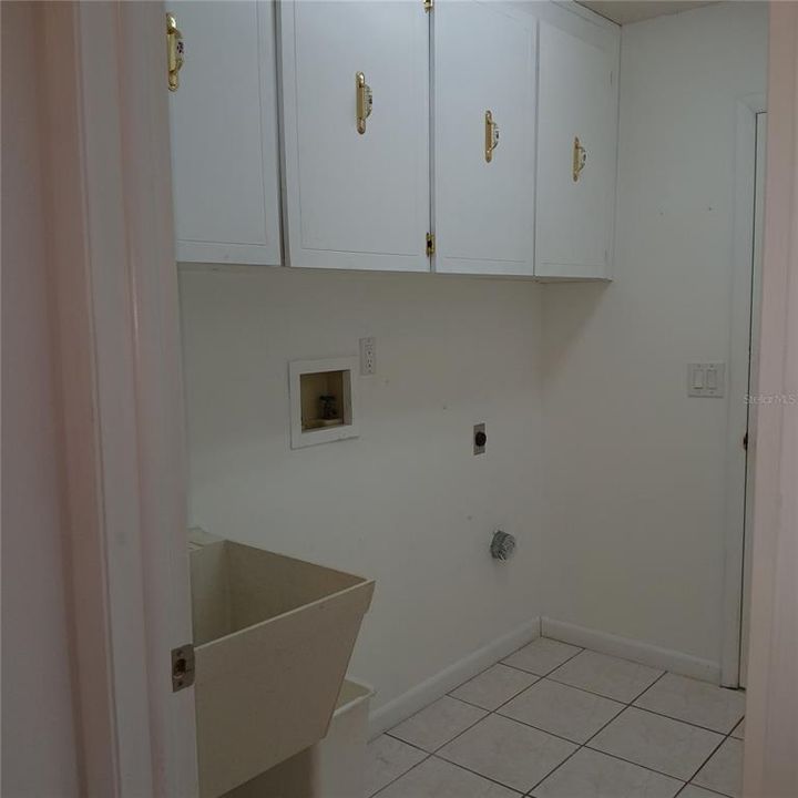 На продажу: $249,900 (3 спален, 2 ванн, 1362 Квадратных фут)