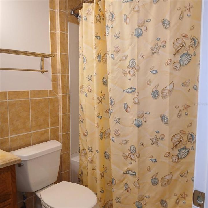 На продажу: $249,900 (3 спален, 2 ванн, 1362 Квадратных фут)