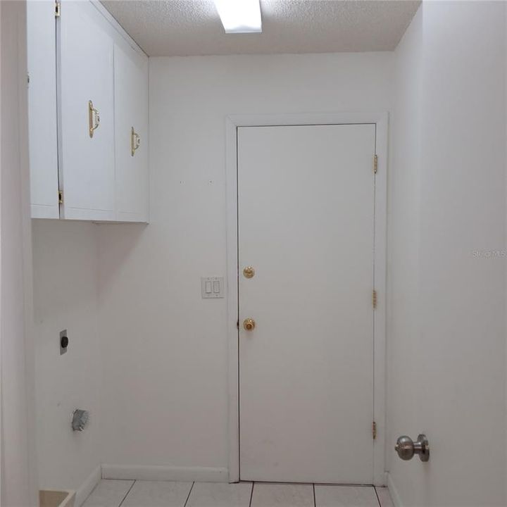 На продажу: $249,900 (3 спален, 2 ванн, 1362 Квадратных фут)