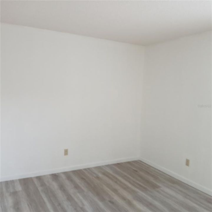 На продажу: $249,900 (3 спален, 2 ванн, 1362 Квадратных фут)