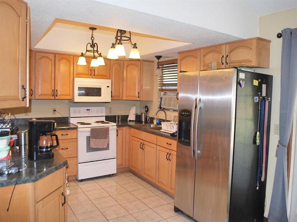 For Sale: $280,500 (3 beds, 2 baths, 1255 Square Feet)
