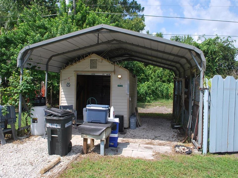 For Sale: $280,500 (3 beds, 2 baths, 1255 Square Feet)