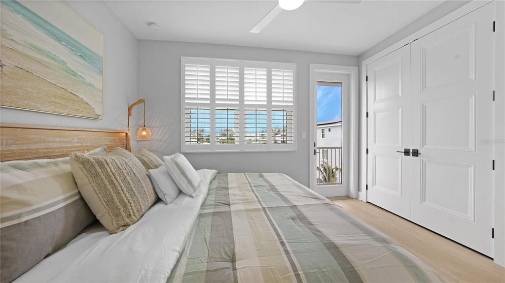 For Sale: $1,790,000 (4 beds, 2 baths, 1803 Square Feet)