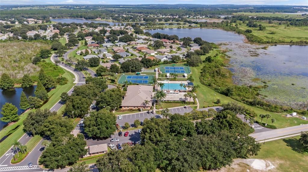 En Venta: $375,000 (3 camas, 3 baños, 2369 Pies cuadrados)