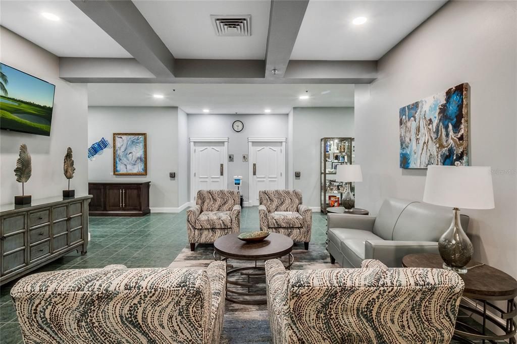 En Venta: $375,000 (3 camas, 3 baños, 2369 Pies cuadrados)