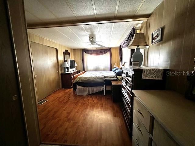 Activo con contrato: $100,000 (2 camas, 1 baños, 960 Pies cuadrados)