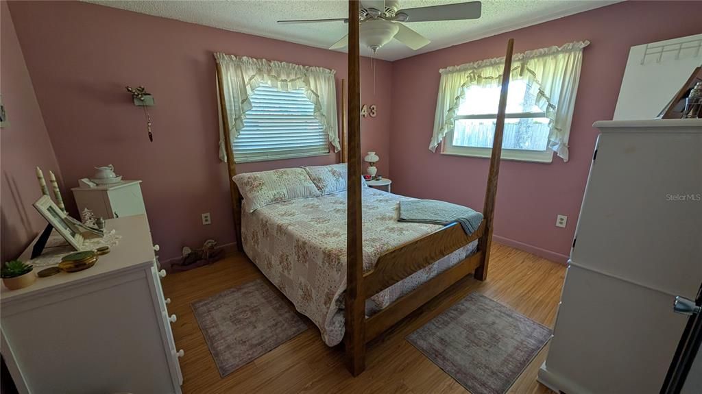 En Venta: $259,900 (3 camas, 1 baños, 1560 Pies cuadrados)