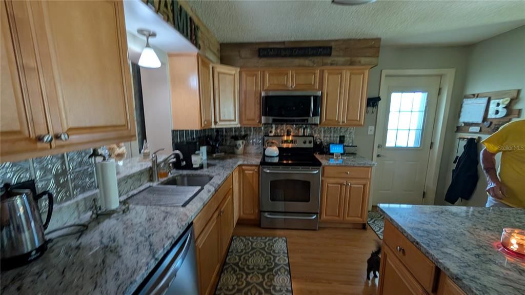 En Venta: $259,900 (3 camas, 1 baños, 1560 Pies cuadrados)