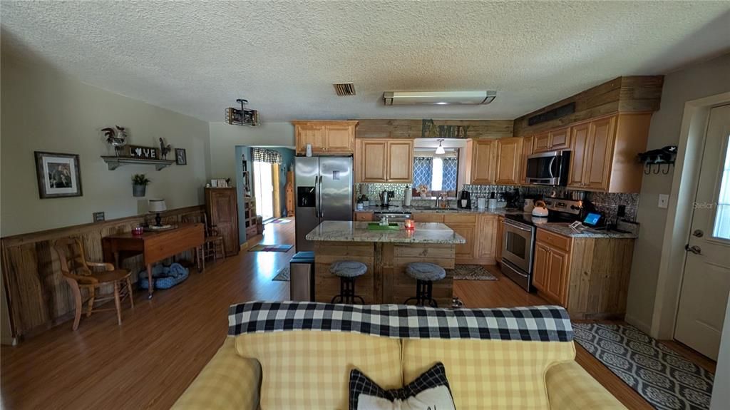 En Venta: $259,900 (3 camas, 1 baños, 1560 Pies cuadrados)