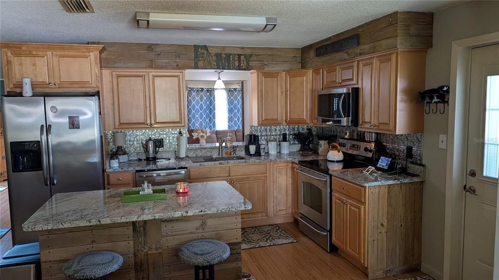 En Venta: $259,900 (3 camas, 1 baños, 1560 Pies cuadrados)