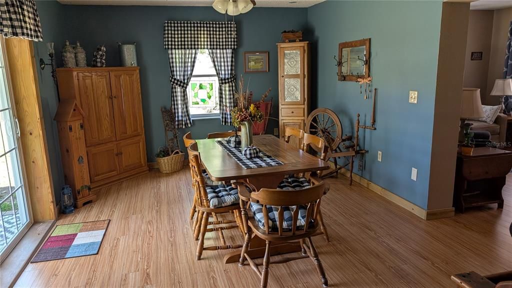 En Venta: $259,900 (3 camas, 1 baños, 1560 Pies cuadrados)