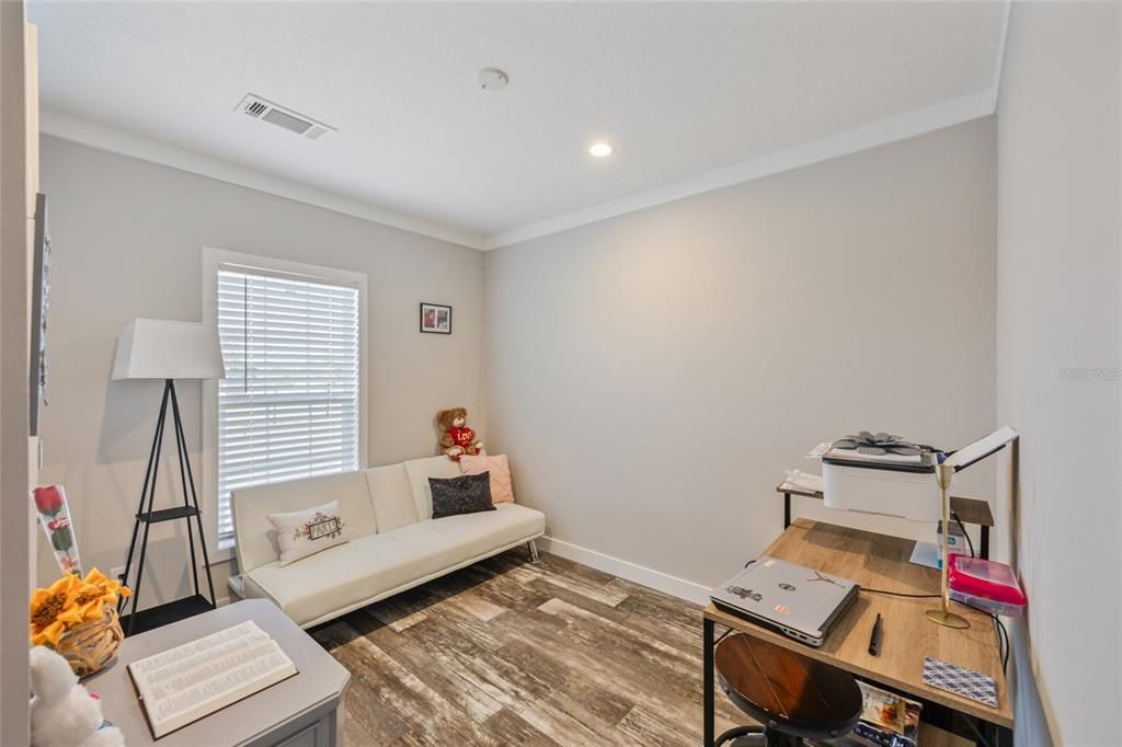 En Venta: $265,000 (3 camas, 2 baños, 1056 Pies cuadrados)