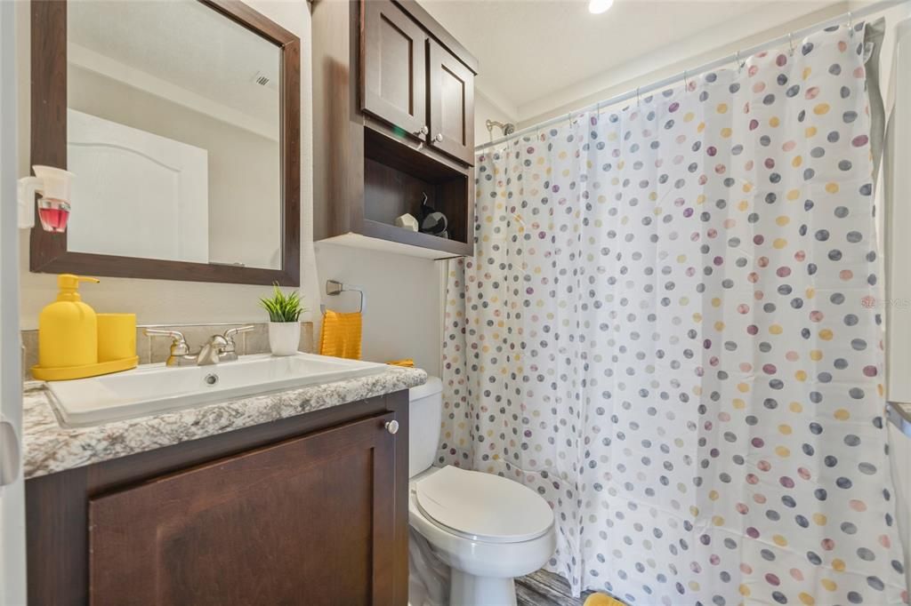 En Venta: $265,000 (3 camas, 2 baños, 1056 Pies cuadrados)