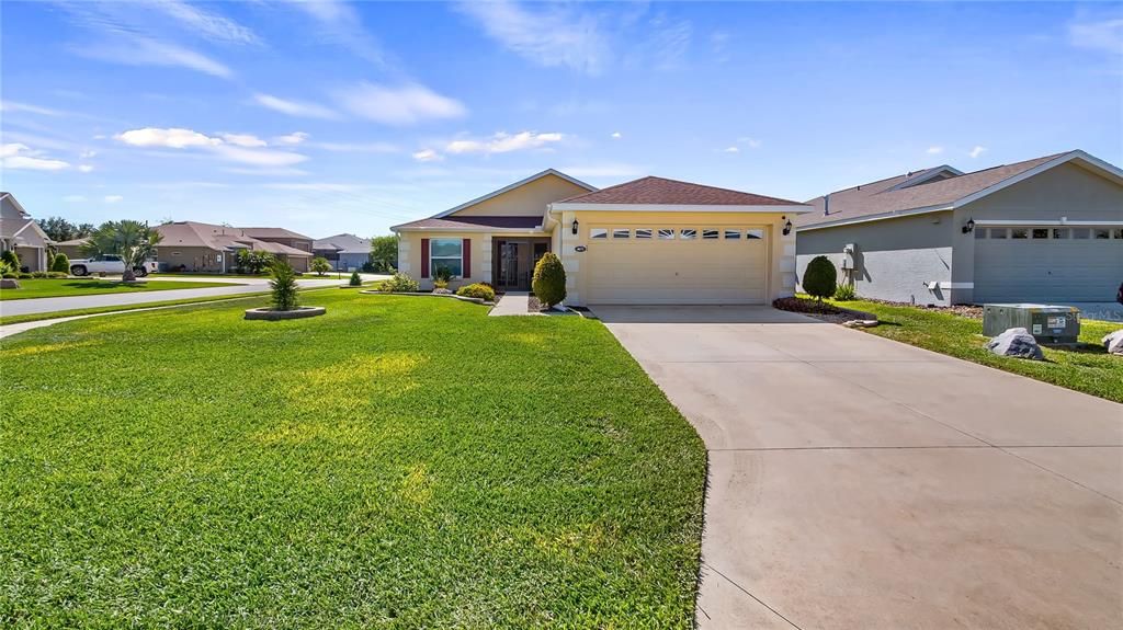 En Venta: $310,000 (2 camas, 2 baños, 1558 Pies cuadrados)