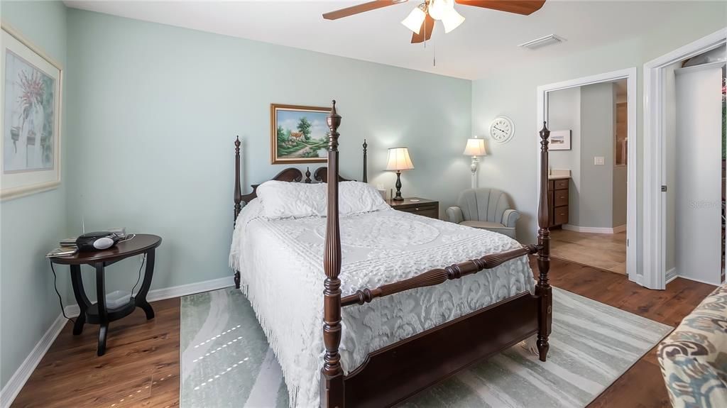 En Venta: $310,000 (2 camas, 2 baños, 1558 Pies cuadrados)