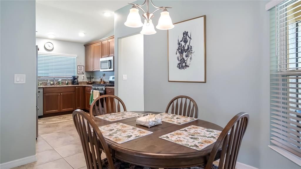 En Venta: $310,000 (2 camas, 2 baños, 1558 Pies cuadrados)