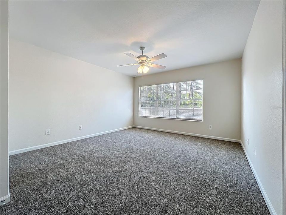 For Sale: $429,900 (3 beds, 2 baths, 1644 Square Feet)