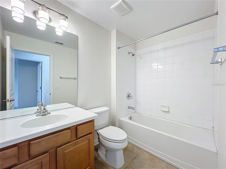 For Sale: $429,900 (3 beds, 2 baths, 1644 Square Feet)