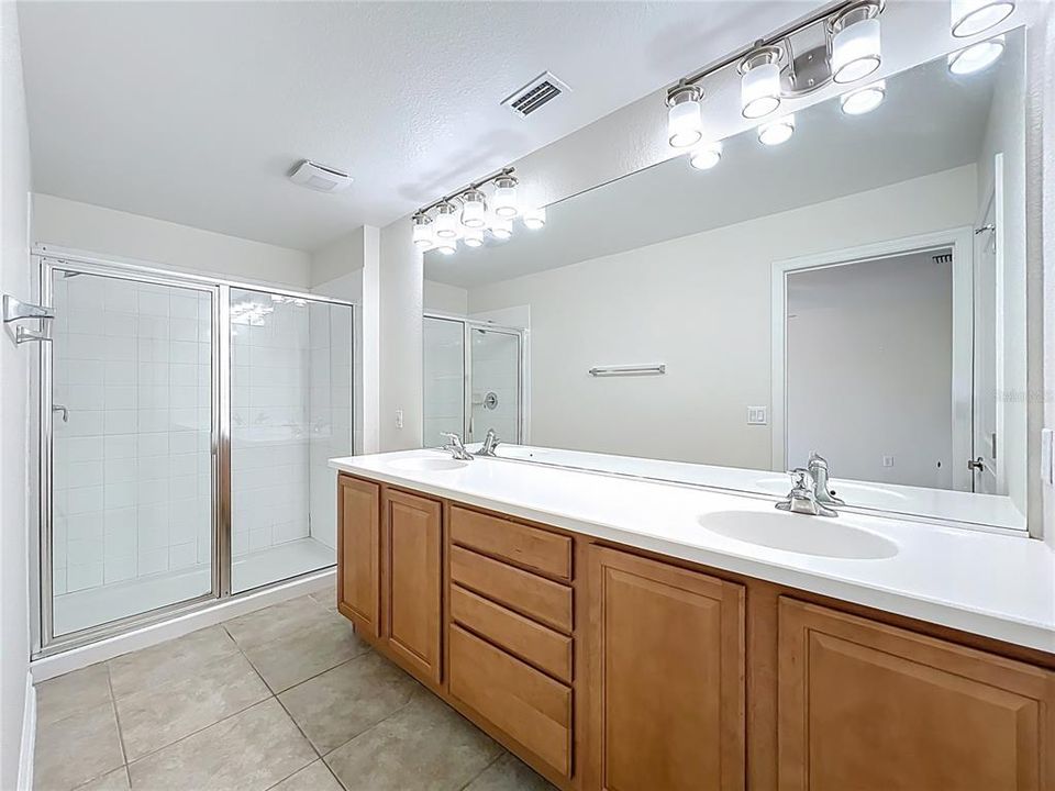 For Sale: $429,900 (3 beds, 2 baths, 1644 Square Feet)