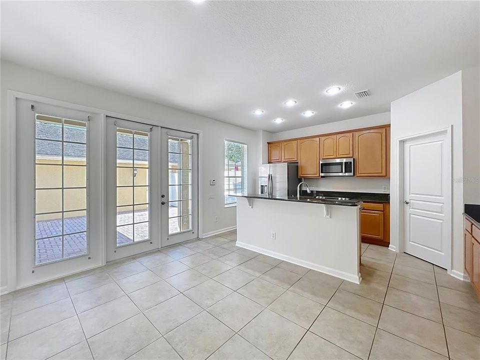 For Sale: $429,900 (3 beds, 2 baths, 1644 Square Feet)