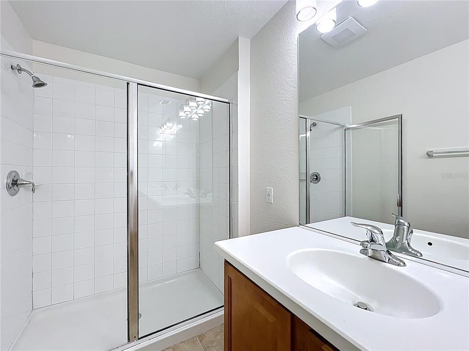For Sale: $429,900 (3 beds, 2 baths, 1644 Square Feet)