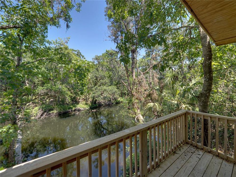 Под контрактом: $1,025,000 (4 спален, 3 ванн, 2942 Квадратных фут)