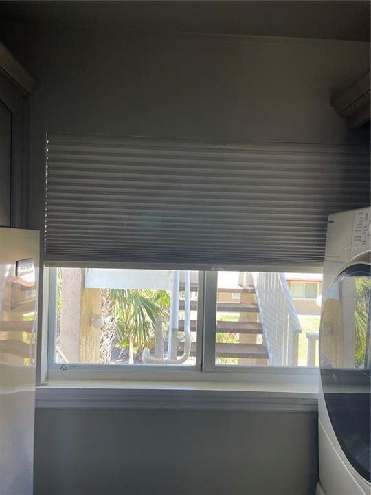 待售: $295,500 (2 贝兹, 2 浴室, 1077 平方英尺)