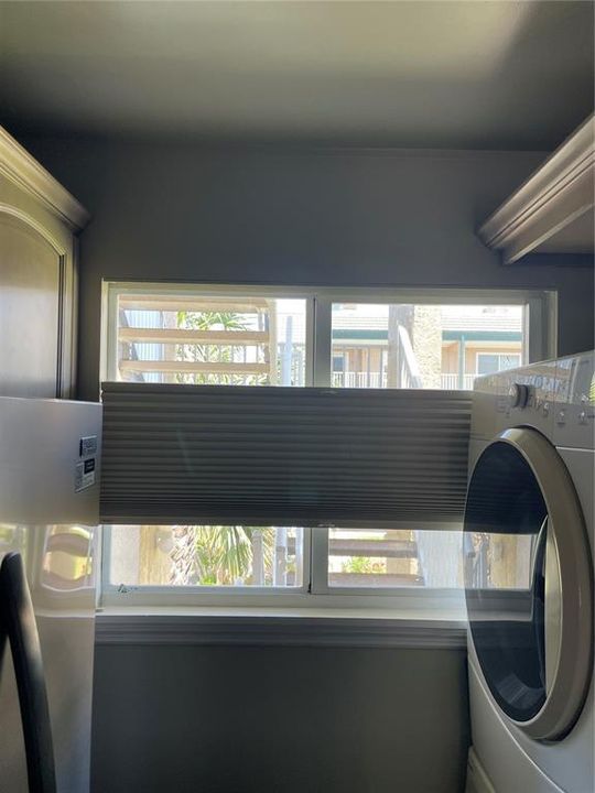 待售: $295,500 (2 贝兹, 2 浴室, 1077 平方英尺)