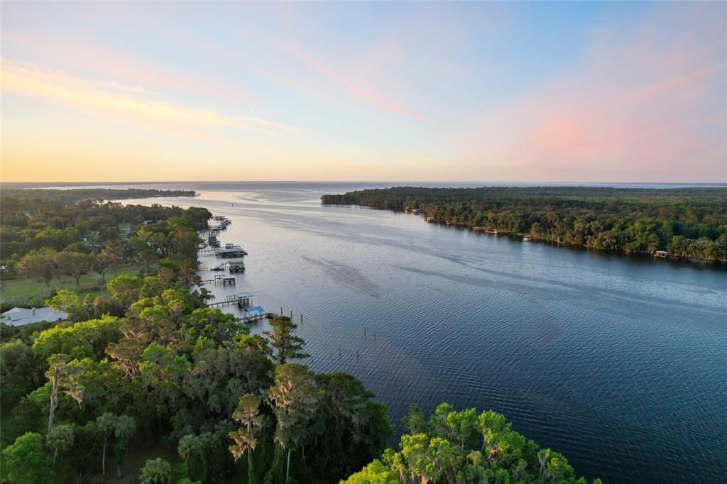 En Venta: $950,000 (82.82 acres)