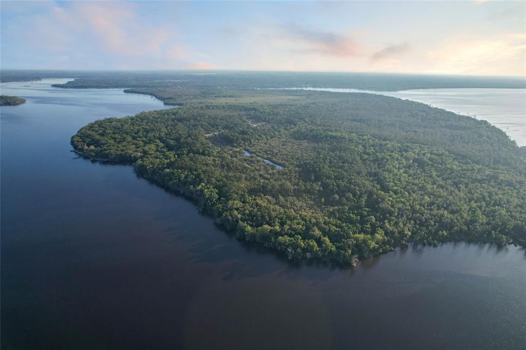 En Venta: $950,000 (82.82 acres)