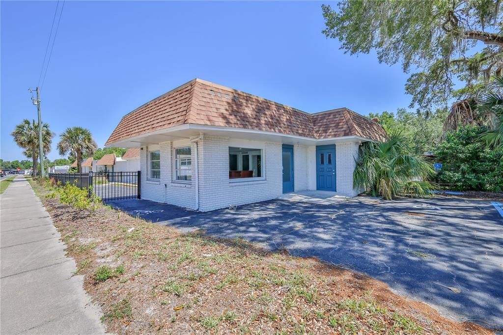 待售: $3,300,000 (0 贝兹, 0 浴室, 11484 平方英尺)