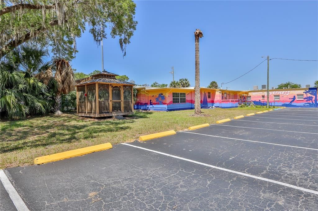 待售: $3,300,000 (0 贝兹, 0 浴室, 11484 平方英尺)