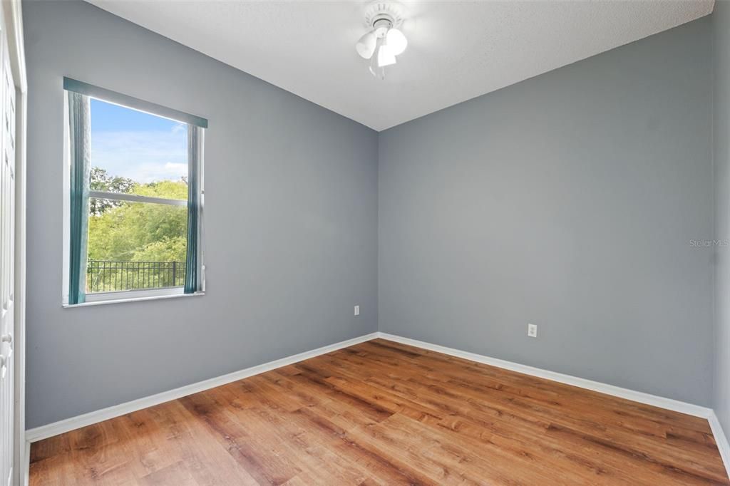 Activo con contrato: $415,000 (5 camas, 3 baños, 2238 Pies cuadrados)