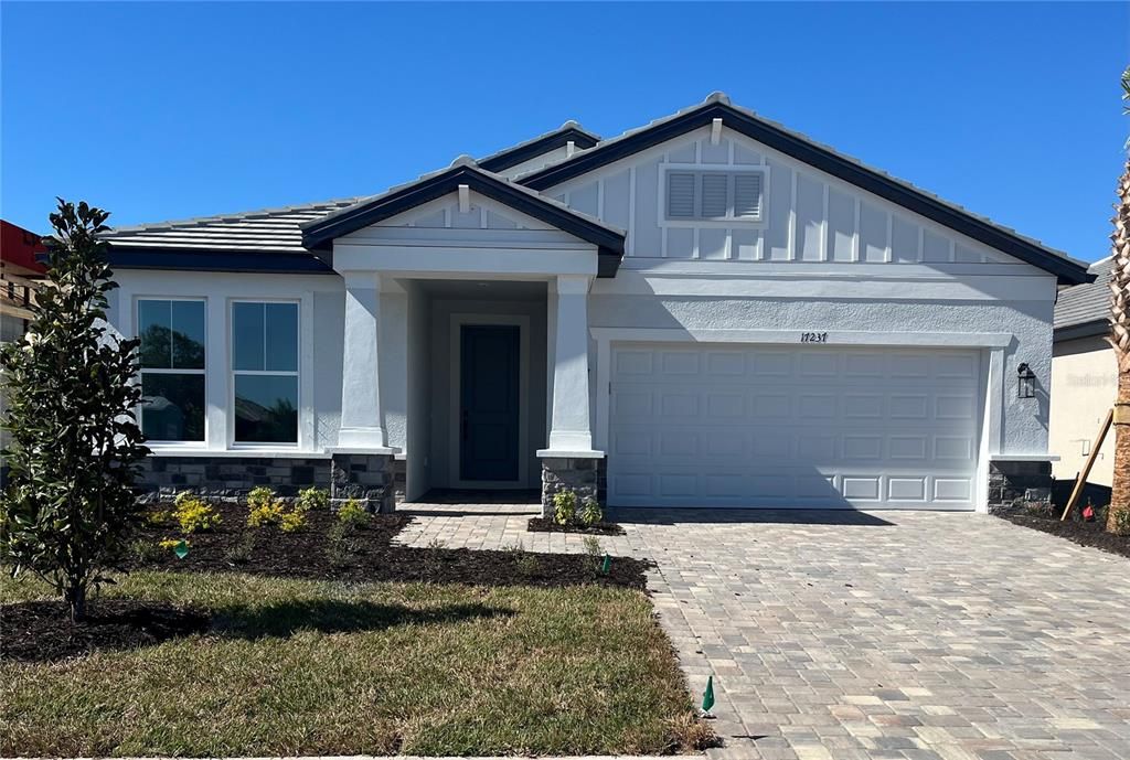 Vendido Recientemente: $619,740 (4 camas, 3 baños, 2195 Pies cuadrados)