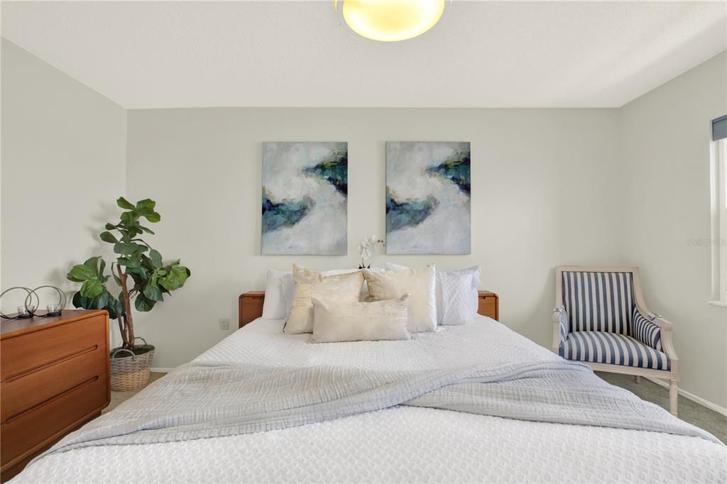 En Venta: $349,000 (2 camas, 2 baños, 975 Pies cuadrados)