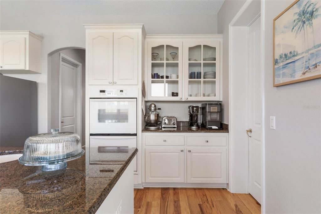 En Venta: $2,775,000 (5 camas, 4 baños, 4619 Pies cuadrados)