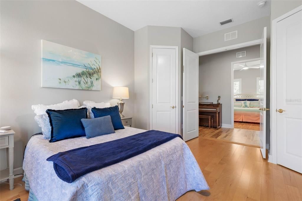 En Venta: $2,775,000 (5 camas, 4 baños, 4619 Pies cuadrados)