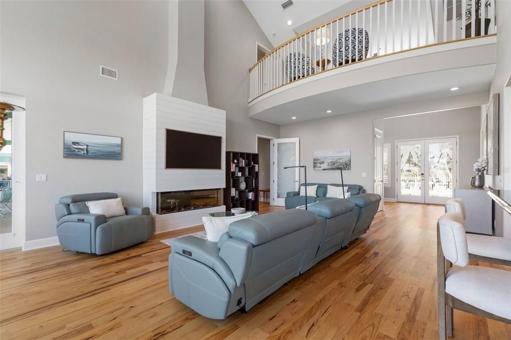 En Venta: $2,775,000 (5 camas, 4 baños, 4619 Pies cuadrados)