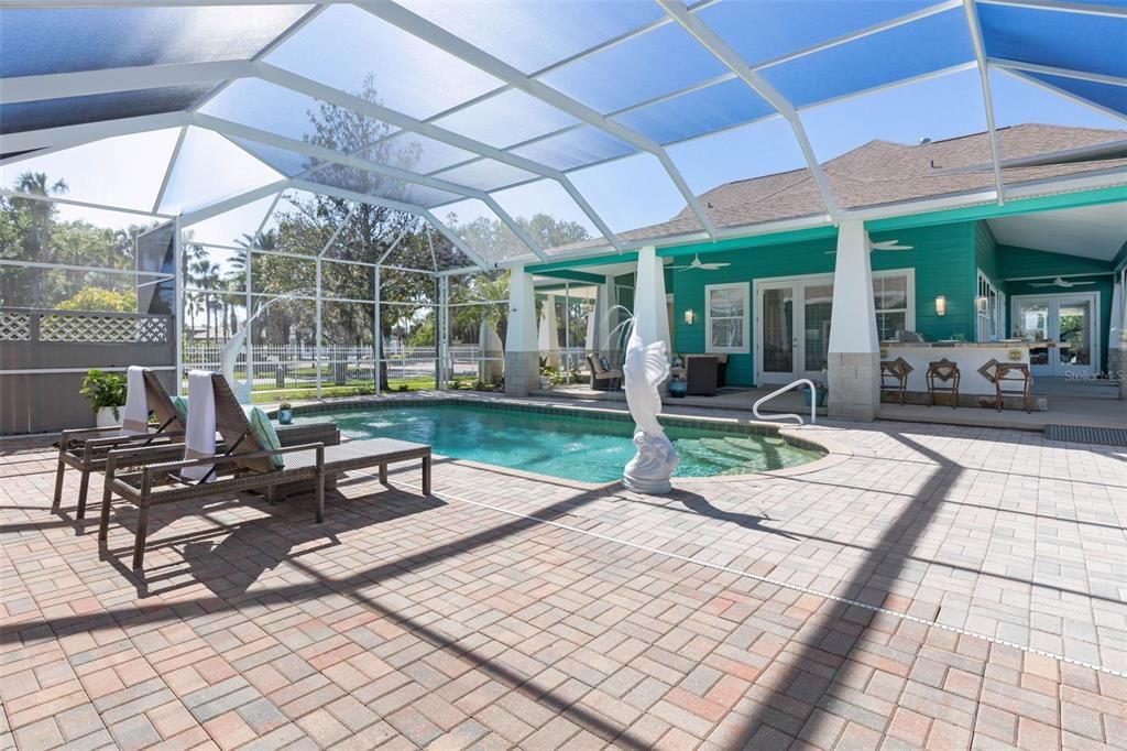 En Venta: $2,775,000 (5 camas, 4 baños, 4619 Pies cuadrados)