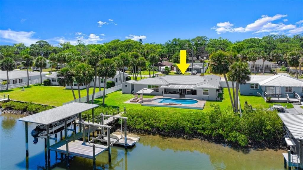 Recently Sold: $999,000 (3 beds, 3 baths, 2197 Square Feet)