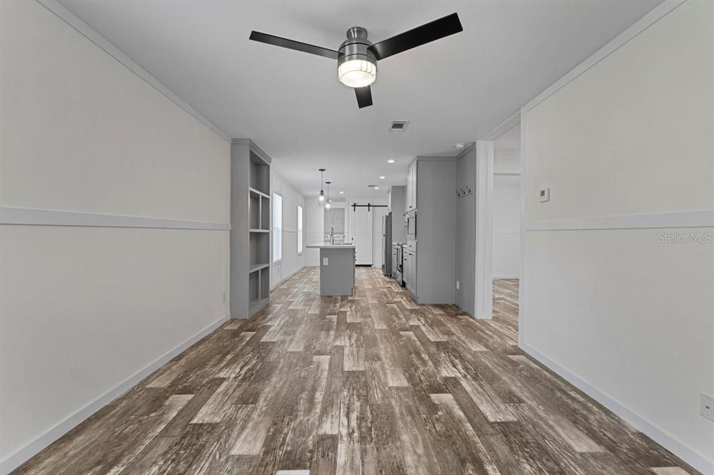 For Sale: $227,100 (3 beds, 2 baths, 1027 Square Feet)