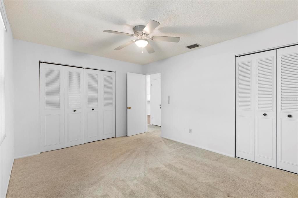 На продажу: $145,000 (2 спален, 1 ванн, 1056 Квадратных фут)