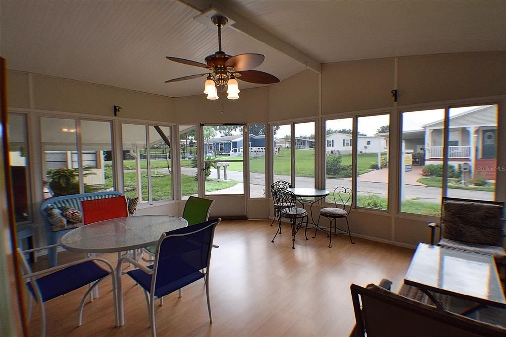 待售: $149,900 (2 贝兹, 2 浴室, 1152 平方英尺)