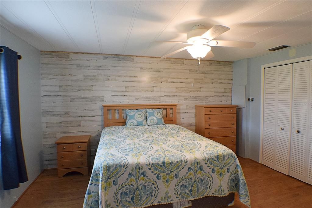 待售: $149,900 (2 贝兹, 2 浴室, 1152 平方英尺)