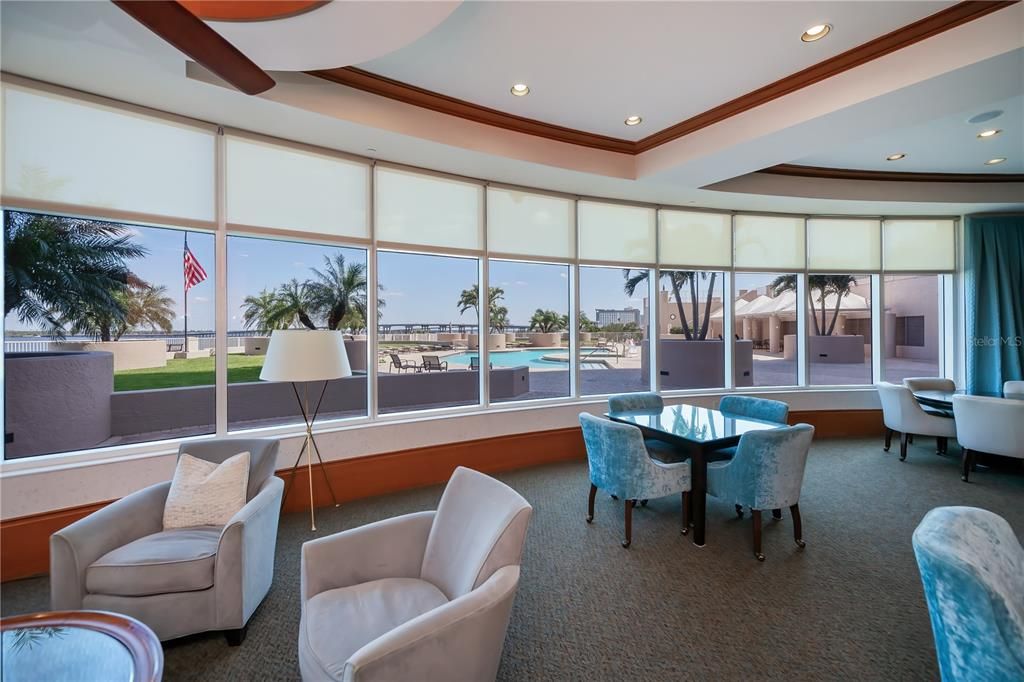 En Venta: $1,250,000 (3 camas, 2 baños, 2230 Pies cuadrados)