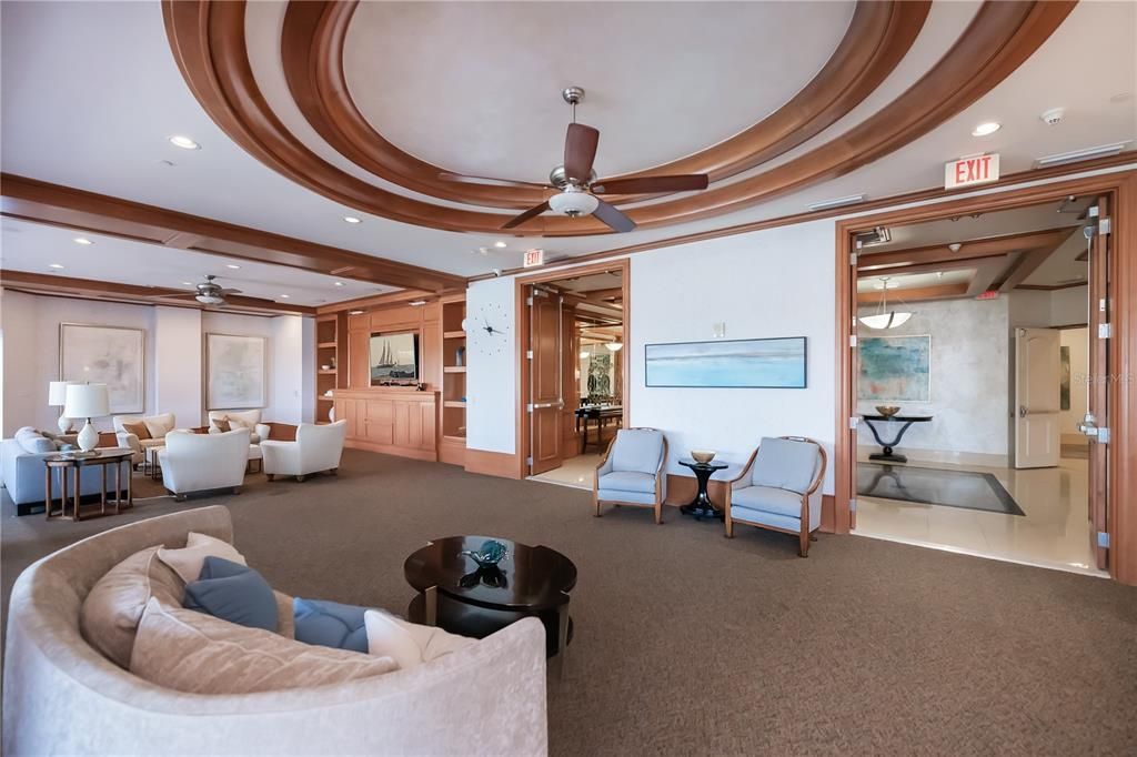 En Venta: $1,250,000 (3 camas, 2 baños, 2230 Pies cuadrados)