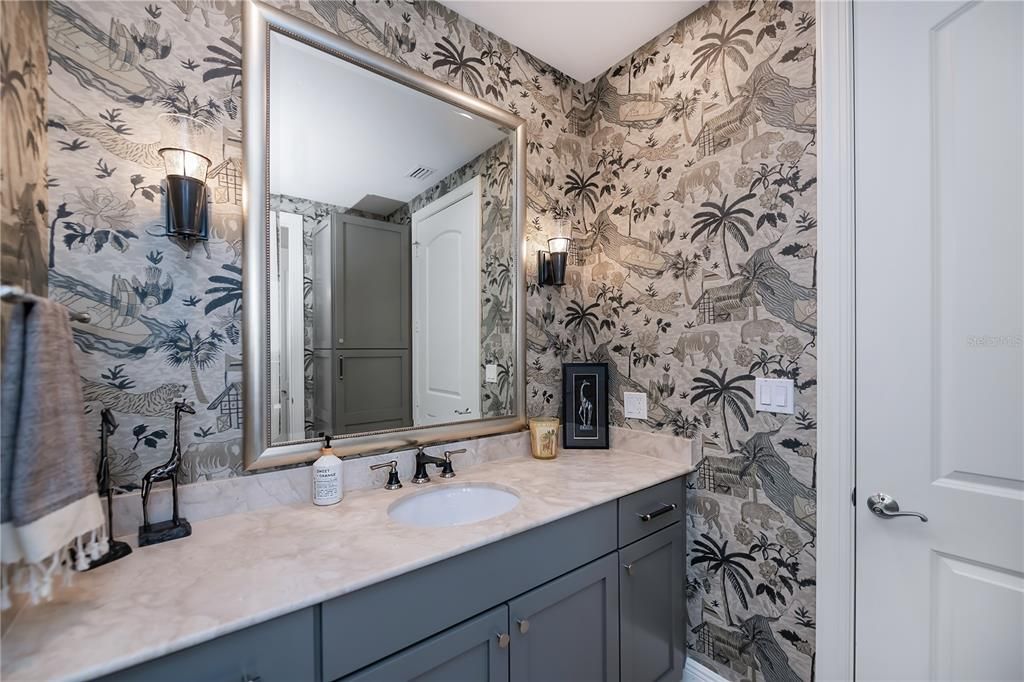 En Venta: $1,250,000 (3 camas, 2 baños, 2230 Pies cuadrados)