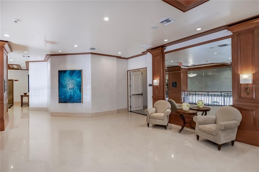 En Venta: $1,250,000 (3 camas, 2 baños, 2230 Pies cuadrados)